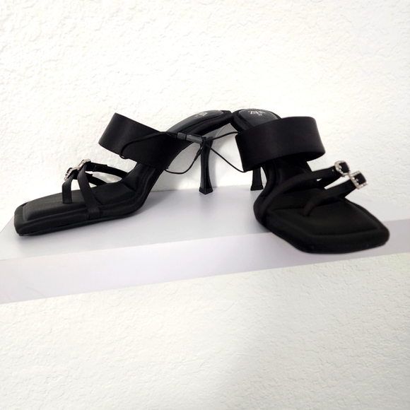 Zara Women's New, Heeled Black Mule Sandals With Rhinestone Buckles.  Size US 8 - Picture 4 of 11